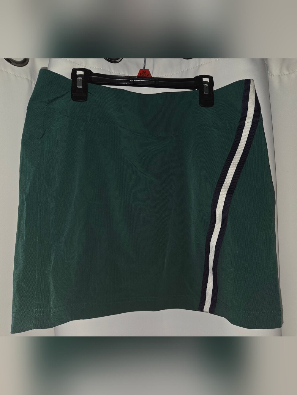 Vineyard Vines Green Athletic Skort with Navy and White Side Stripe